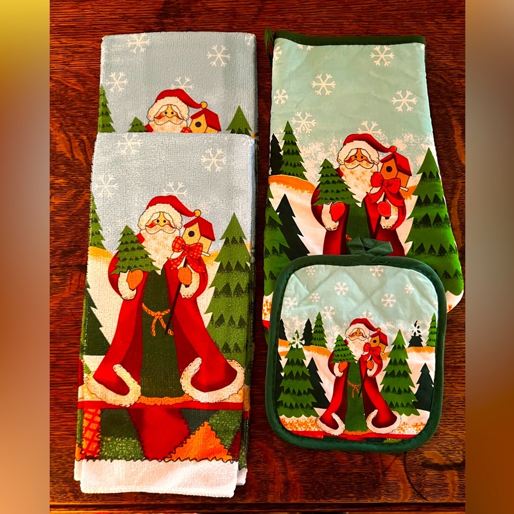 Holiday Kitchen Towels, Oven Mitt and Pot Holder — NEW